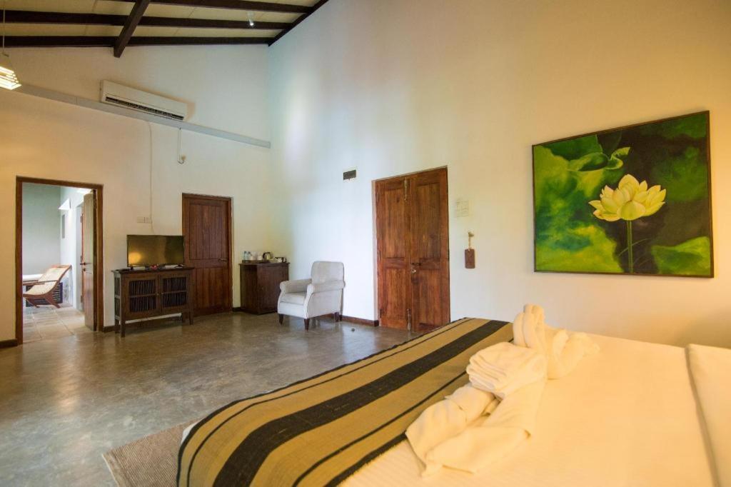 Roman Lake Ayurveda Boutique Resort Ahungalla Eksteriør billede