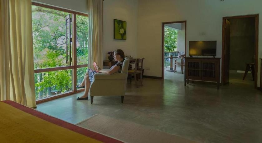 Roman Lake Ayurveda Boutique Resort Ahungalla Eksteriør billede