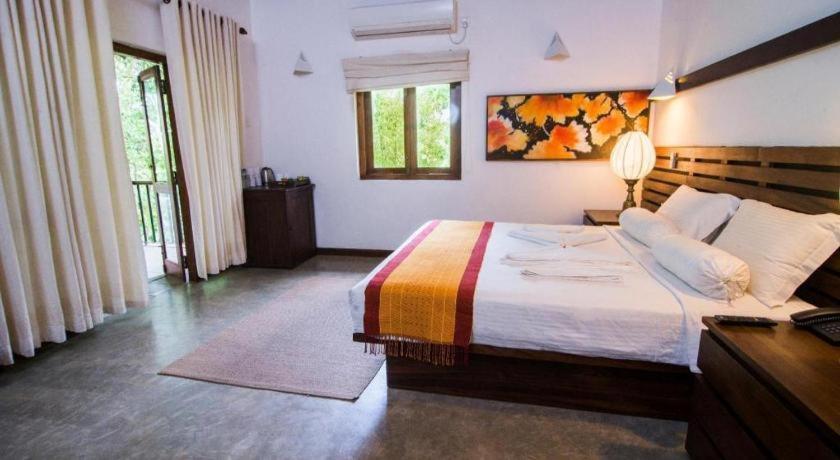 Roman Lake Ayurveda Boutique Resort Ahungalla Eksteriør billede